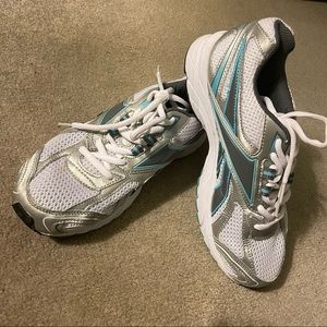 Reebok Sneakers (size 8)